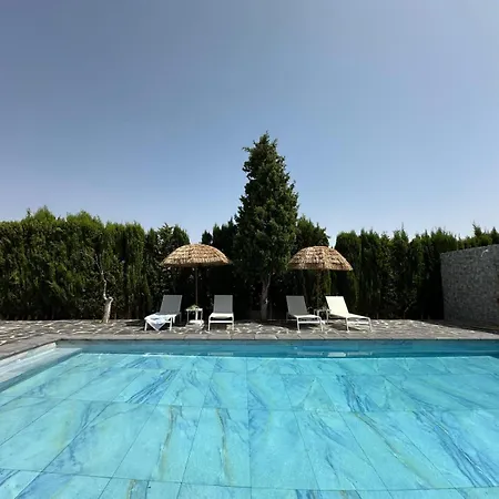 Independente Con Piscina Privada - Perfecto Familia Y Grupos