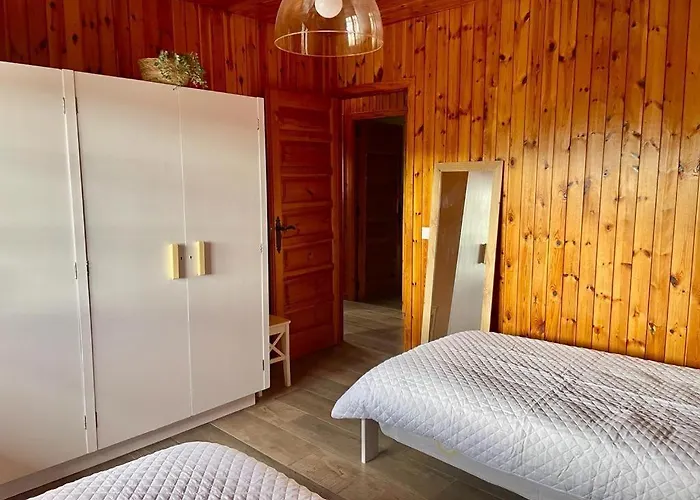 Independente Con Piscina Privada - Perfecto Familia Y Grupos Alacon