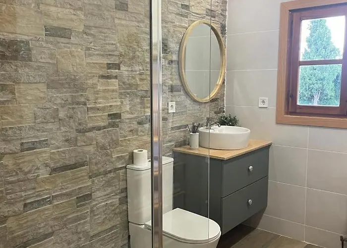 Independente Con Piscina Privada - Perfecto Familia Y Grupos * Alacon