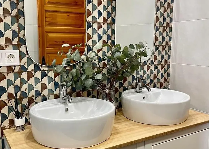 Independente Con Piscina Privada - Perfecto Familia Y Grupos * Alacon