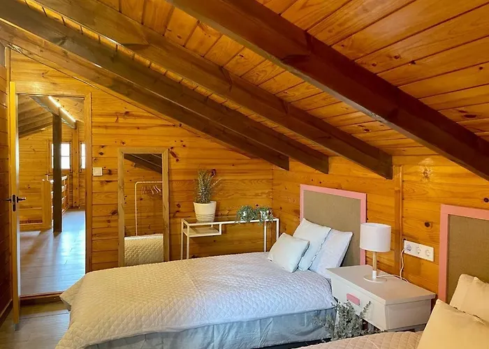 Independente Con Piscina Privada - Perfecto Familia Y Grupos * Alacon