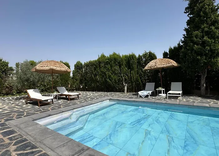 Independente Con Piscina Privada - Perfecto Familia Y Grupos Alacon